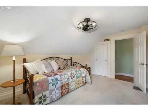 3538 SE Taylor Street Portland OR 97214