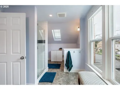 3538 SE Taylor Street Portland OR 97214