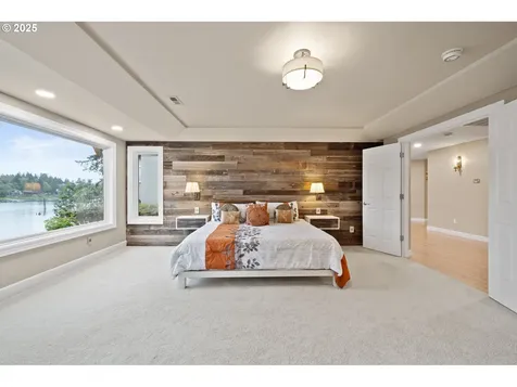14000 Stampher Road Lake Oswego OR 97034