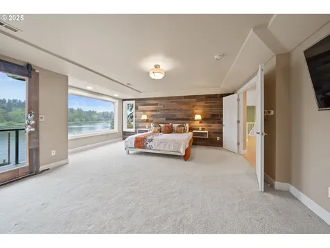 14000 Stampher Road Lake Oswego OR 97034