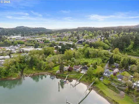 14000 Stampher Road Lake Oswego OR 97034