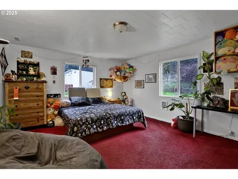 32253 Deberry Road Creswell OR 97426