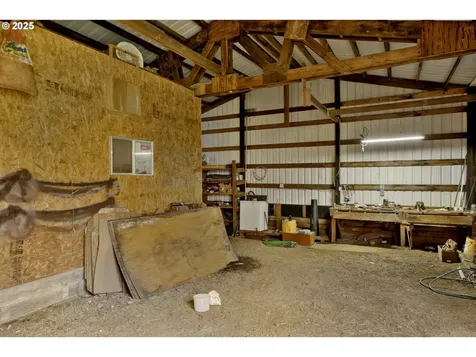 32253 Deberry Road Creswell OR 97426