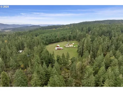 32253 Deberry Road Creswell OR 97426