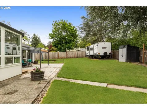 8273 SW Lori Way Beaverton OR 97007
