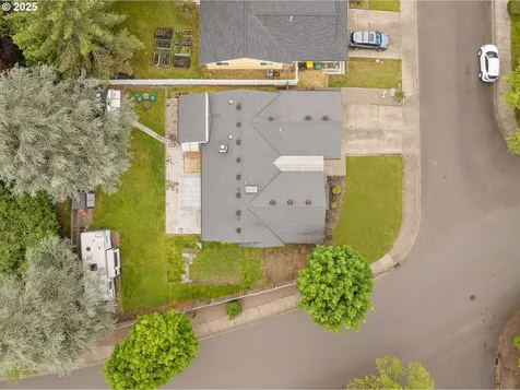 8273 SW Lori Way Beaverton OR 97007