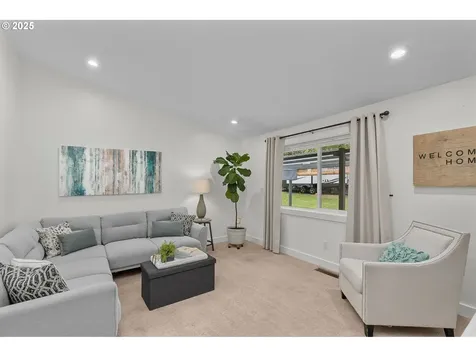 8273 SW Lori Way Beaverton OR 97007