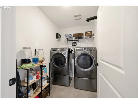4327 NE 183rd Street Vancouver WA 98686