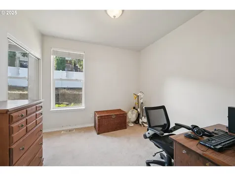 302 NW Elderberry Lane Dallas OR 97338