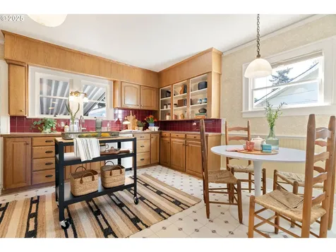 7608 N Fowler Avenue Portland OR 97217