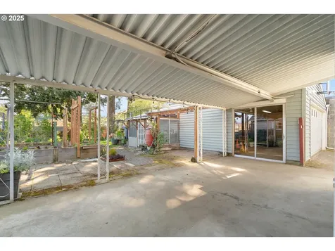 7608 N Fowler Avenue Portland OR 97217