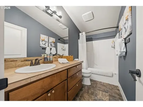 2501 NW 151st Way Vancouver WA 98685