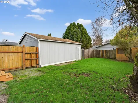 1212 S 7th Avenue Kelso WA 98626
