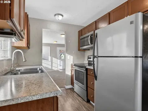 1212 S 7th Avenue Kelso WA 98626