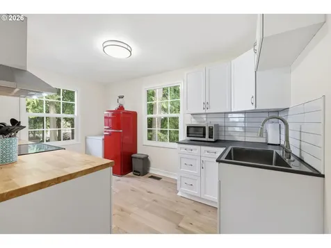 7009 NE 74th Avenue Vancouver WA 98662