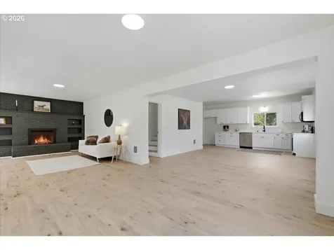 66801 Bishop Creek Road Deer Island OR 97054