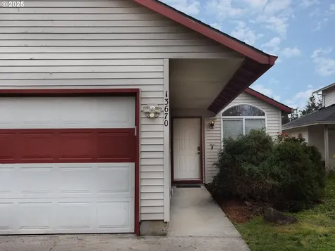 13670 SE Bush Street Portland OR 97236