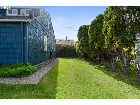 353 S Anchor Street Rockaway Beach OR 97136
