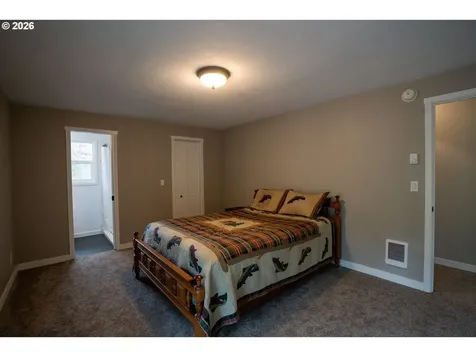 37075 Camp Creek Road Springfield OR 97478