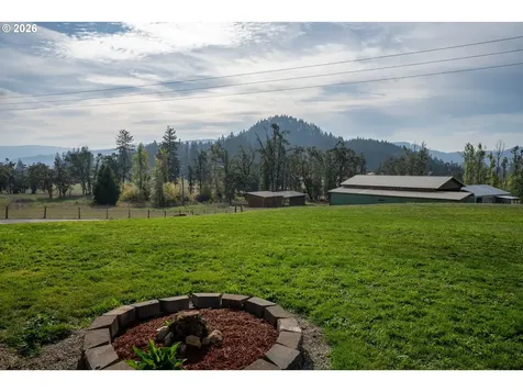 37075 Camp Creek Road Springfield OR 97478