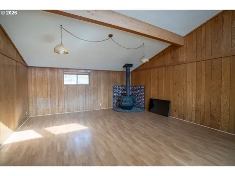 37075 Camp Creek Road Springfield OR 97478