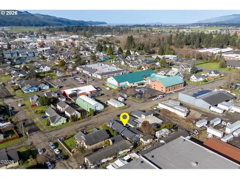 409 Del Monte Avenue Tillamook OR 97141