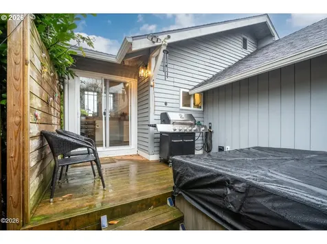 409 Del Monte Avenue Tillamook OR 97141