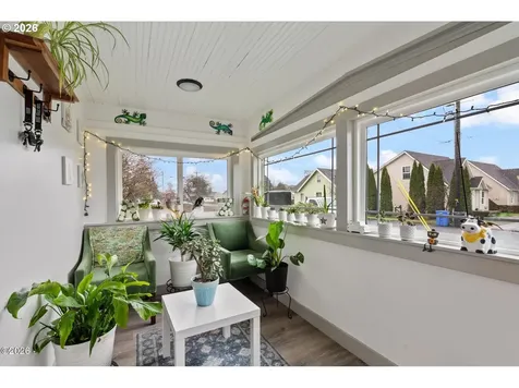 409 Del Monte Avenue Tillamook OR 97141