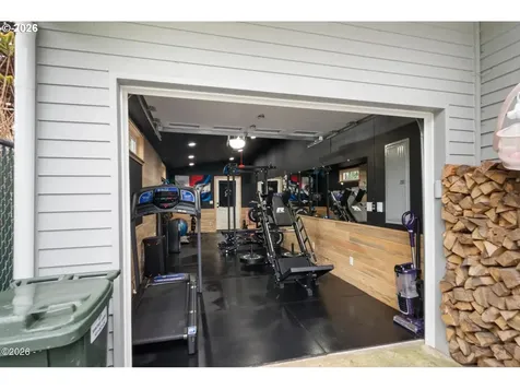 409 Del Monte Avenue Tillamook OR 97141