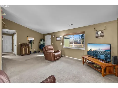 1155 SW 31st Street Redmond OR 97756