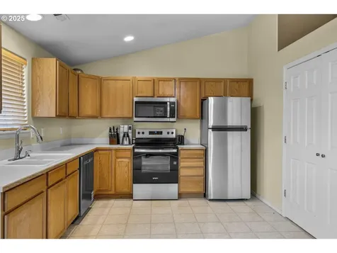1155 SW 31st Street Redmond OR 97756