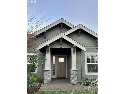 403 NE Holiday Avenue Dallas OR 97338