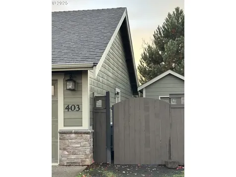 403 NE Holiday Avenue Dallas OR 97338