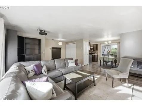7920 SW Fanno Creek Drive Tigard OR 97224