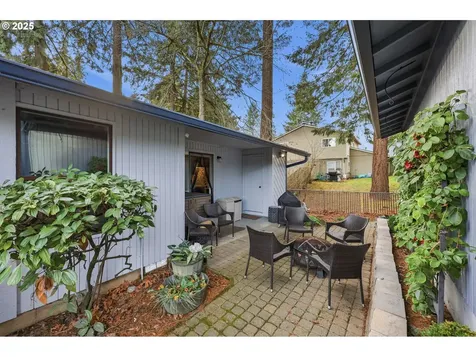 7920 SW Fanno Creek Drive Tigard OR 97224