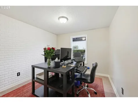 7920 SW Fanno Creek Drive Tigard OR 97224