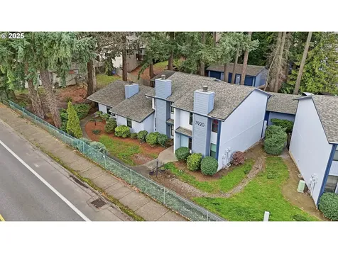7920 SW Fanno Creek Drive Tigard OR 97224