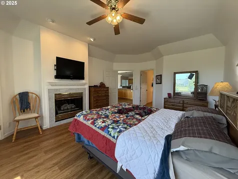 210 Schooner Bay Drive Brookings OR 97415