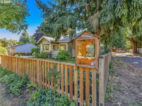 5028 SE Long Street Portland OR 97206