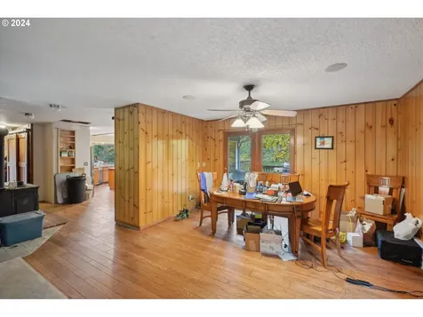 3904 NE Stoughton Road La Center WA 98629