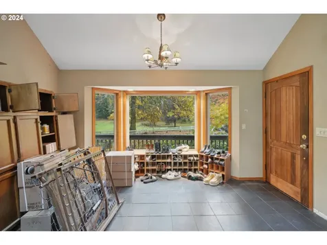 3904 NE Stoughton Road La Center WA 98629