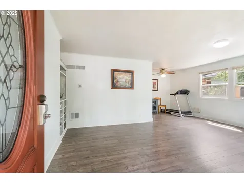 11870 SW 13th Street Beaverton OR 97005