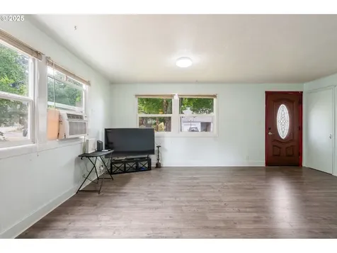 11870 SW 13th Street Beaverton OR 97005