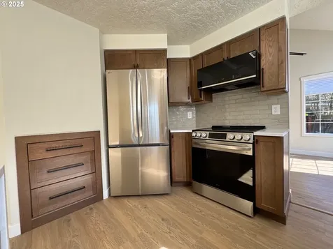16283 SW 104th Avenue Portland OR 97224