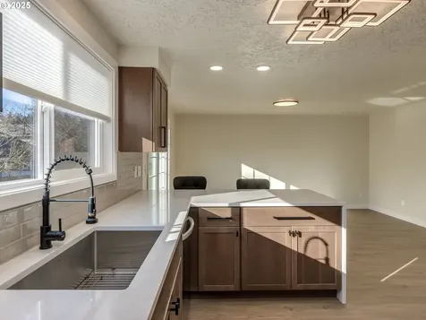 16283 SW 104th Avenue Portland OR 97224