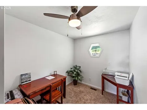 2144 Hamilton Street North Bend OR 97459