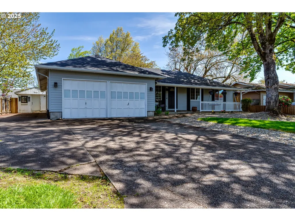 3689 Byron Street Eugene OR 97404