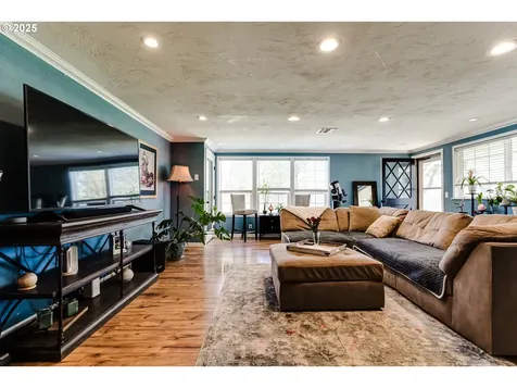 3689 Byron Street Eugene OR 97404