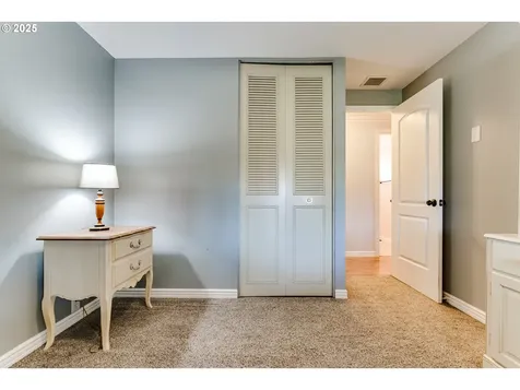 3689 Byron Street Eugene OR 97404