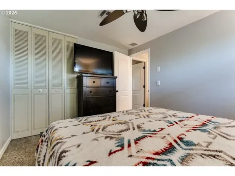 3689 Byron Street Eugene OR 97404